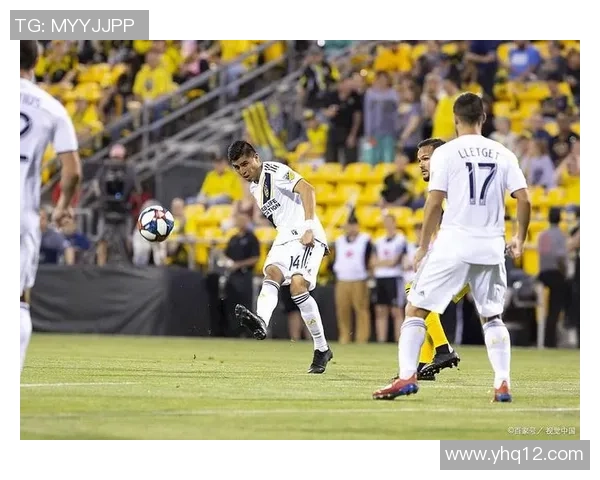 奥兰多城与休斯敦的激烈对决展现足球魅力与团队精神